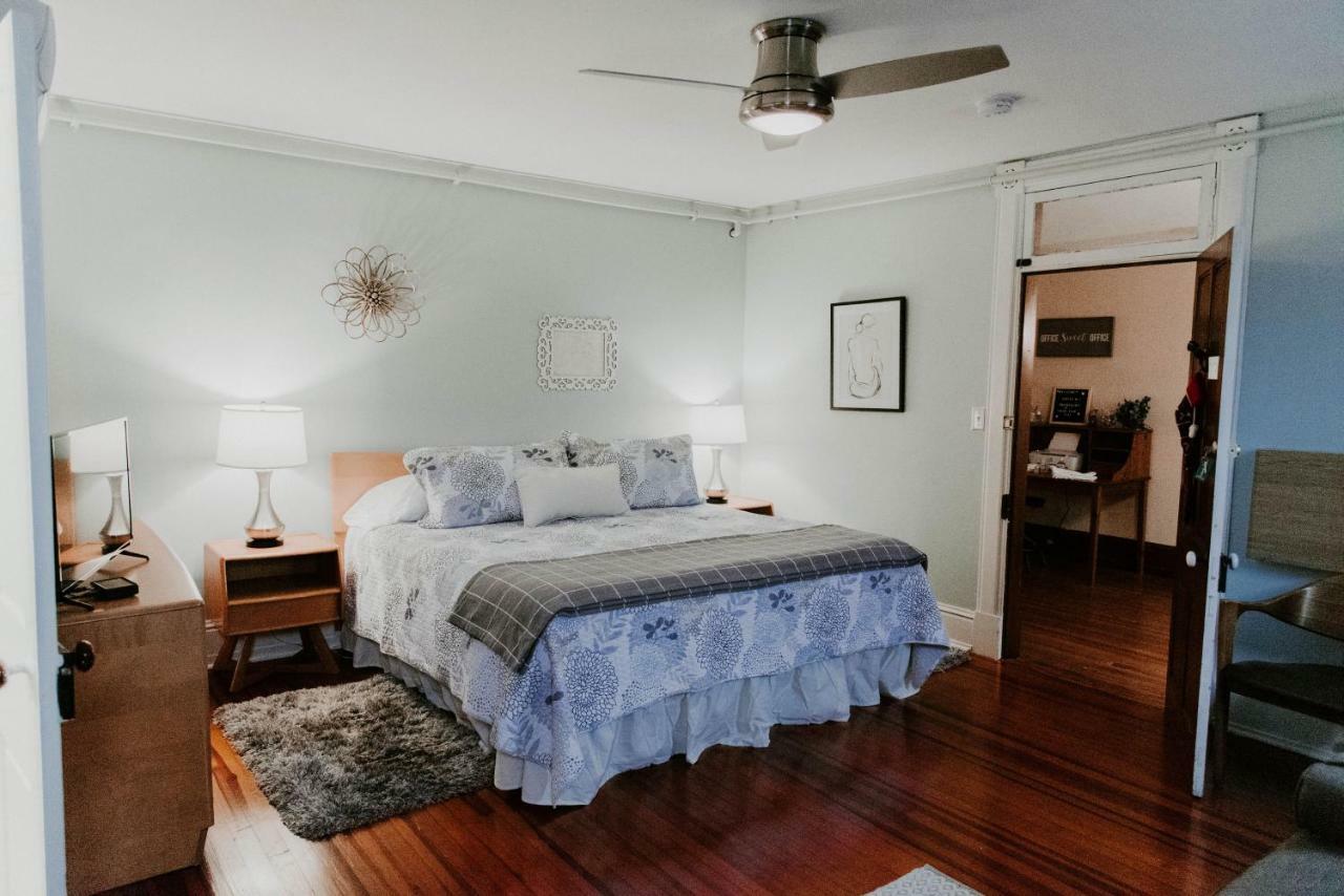 Georges On York B&B Taneytown Экстерьер фото