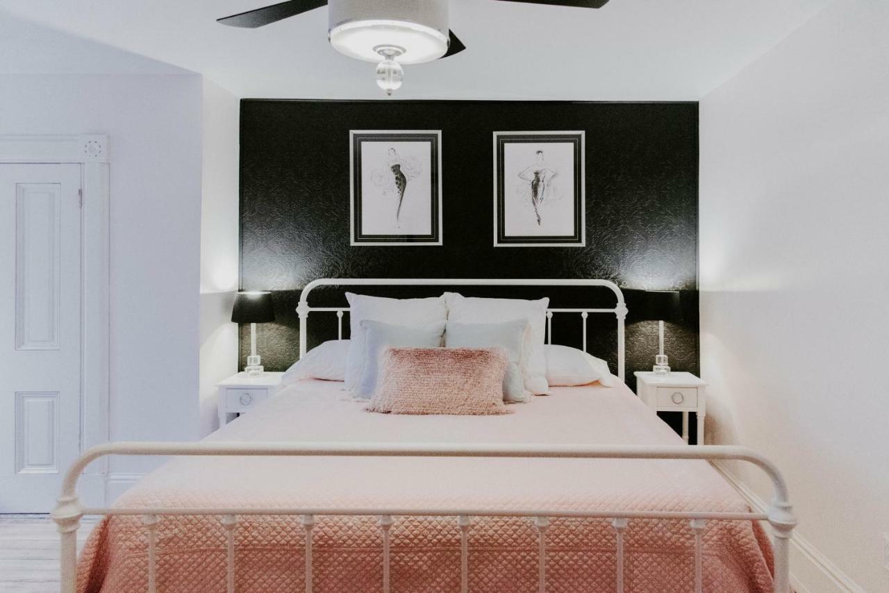 Georges On York B&B Taneytown Экстерьер фото