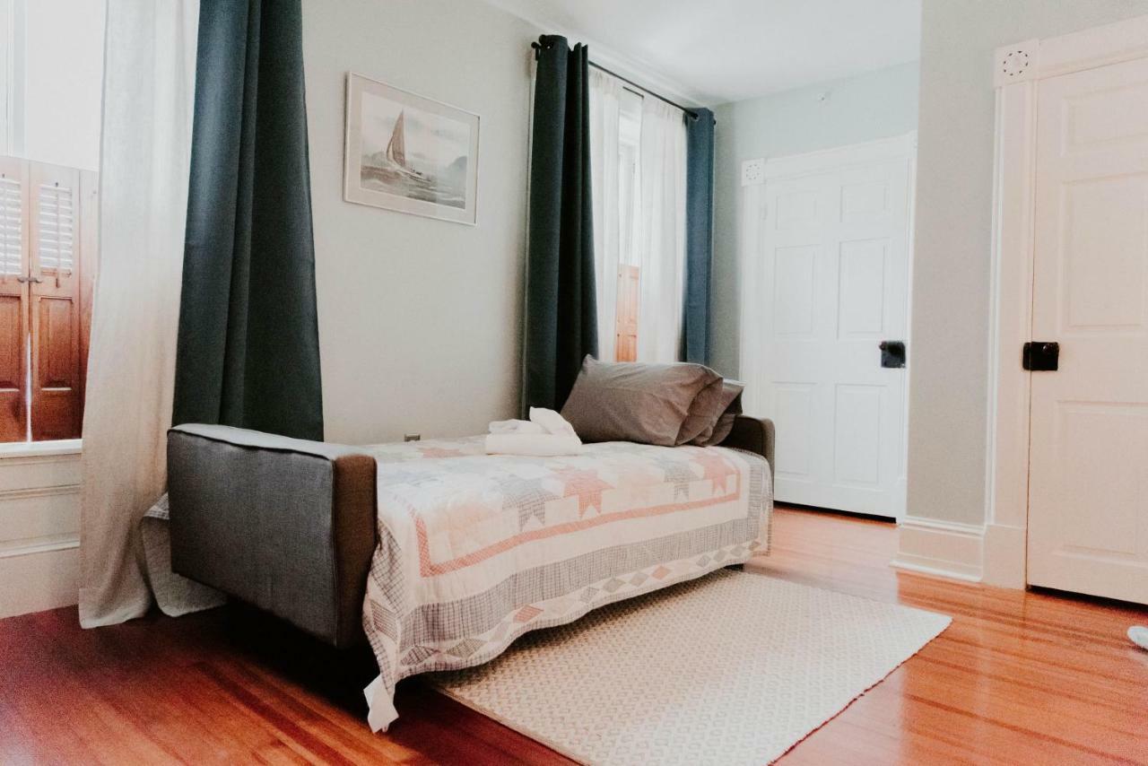 Georges On York B&B Taneytown Экстерьер фото