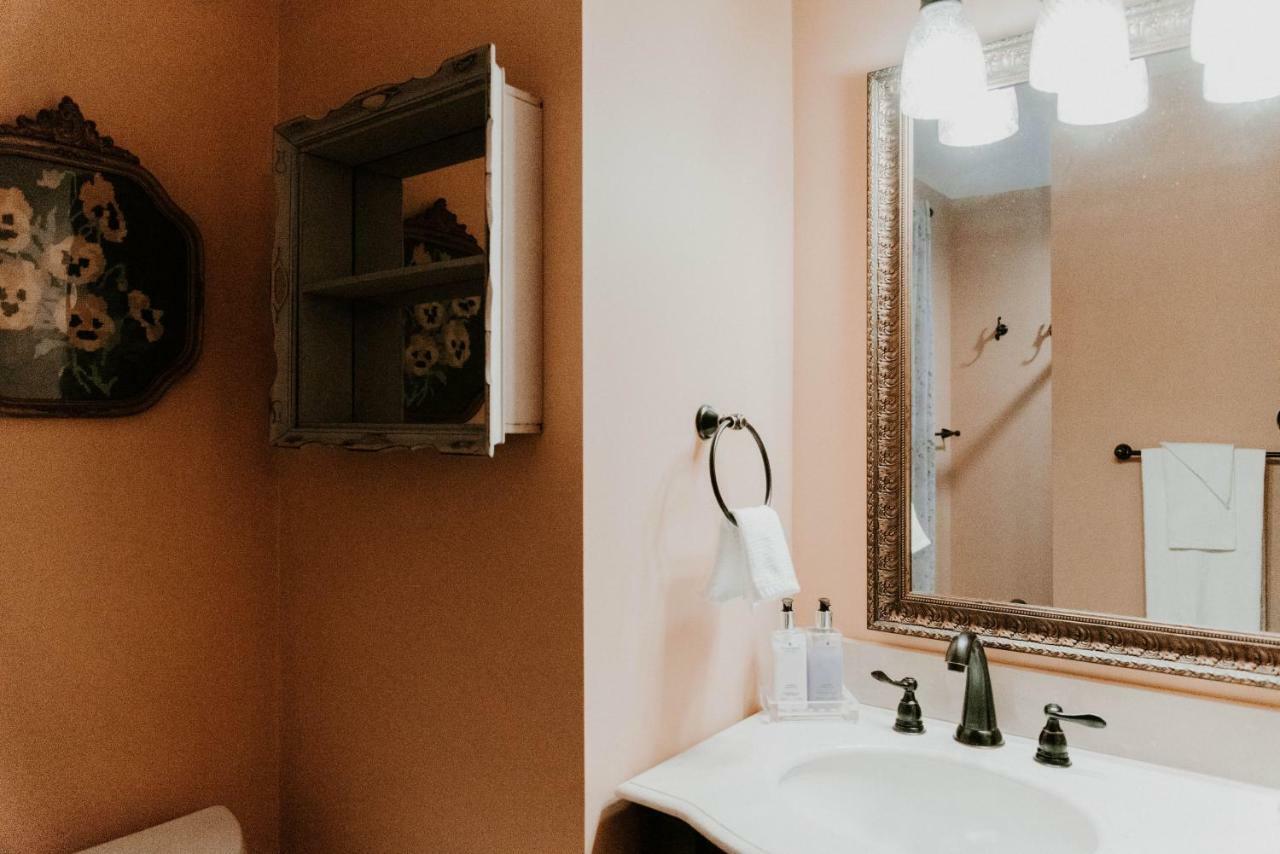 Georges On York B&B Taneytown Экстерьер фото